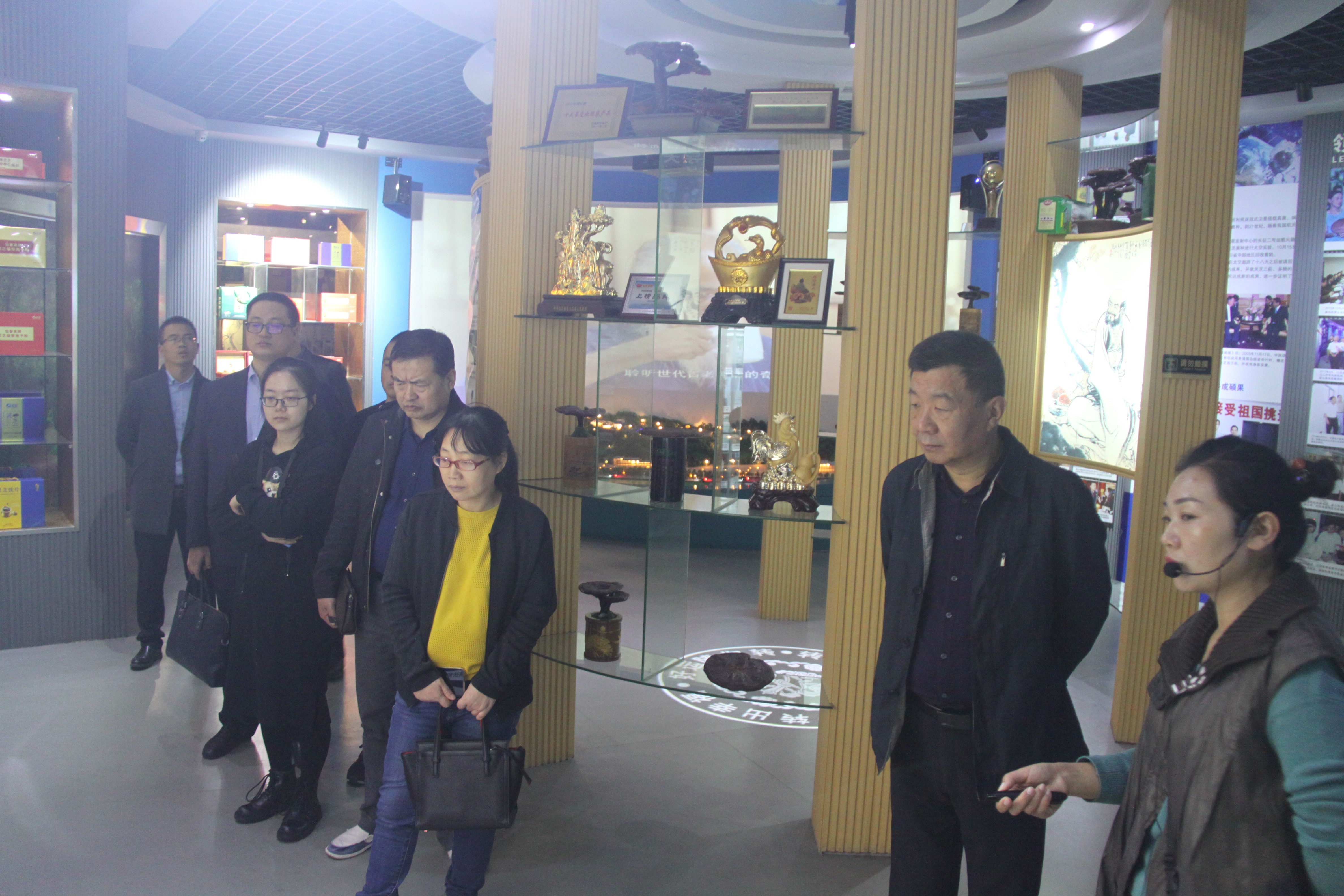 杭州亞運會官方靈芝產(chǎn)品供應商|杭州亞運會官方供應商|中國靈芝十大品牌|仙客來靈芝|仙客來靈芝破壁孢子粉|仙客來孢子油|仙客來靈芝飲片|仙客來破壁孢子粉|靈芝孢子油|孢子粉|靈芝破壁孢子粉|靈芝|中華老字號