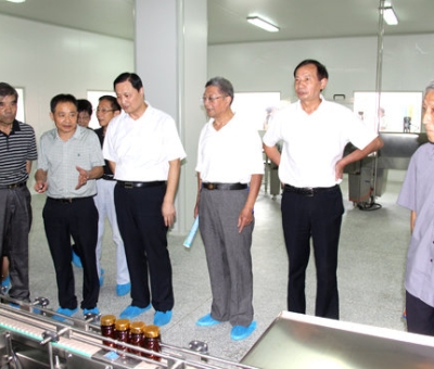 江西省老科協(xié)領(lǐng)導(dǎo)、老專(zhuān)家蒞臨仙客來(lái)公司考察老科協(xié)科技（培訓(xùn)）示范基地工作