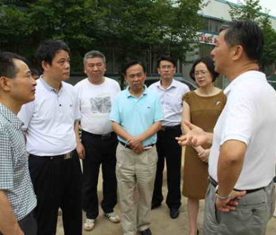 江西省林業(yè)廳廳長(zhǎng)閻鋼軍蒞臨仙客來(lái)公司視察、指導(dǎo)工作