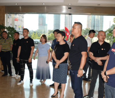 贛州市章貢區(qū)新聯(lián)會到仙客來公司交流學習